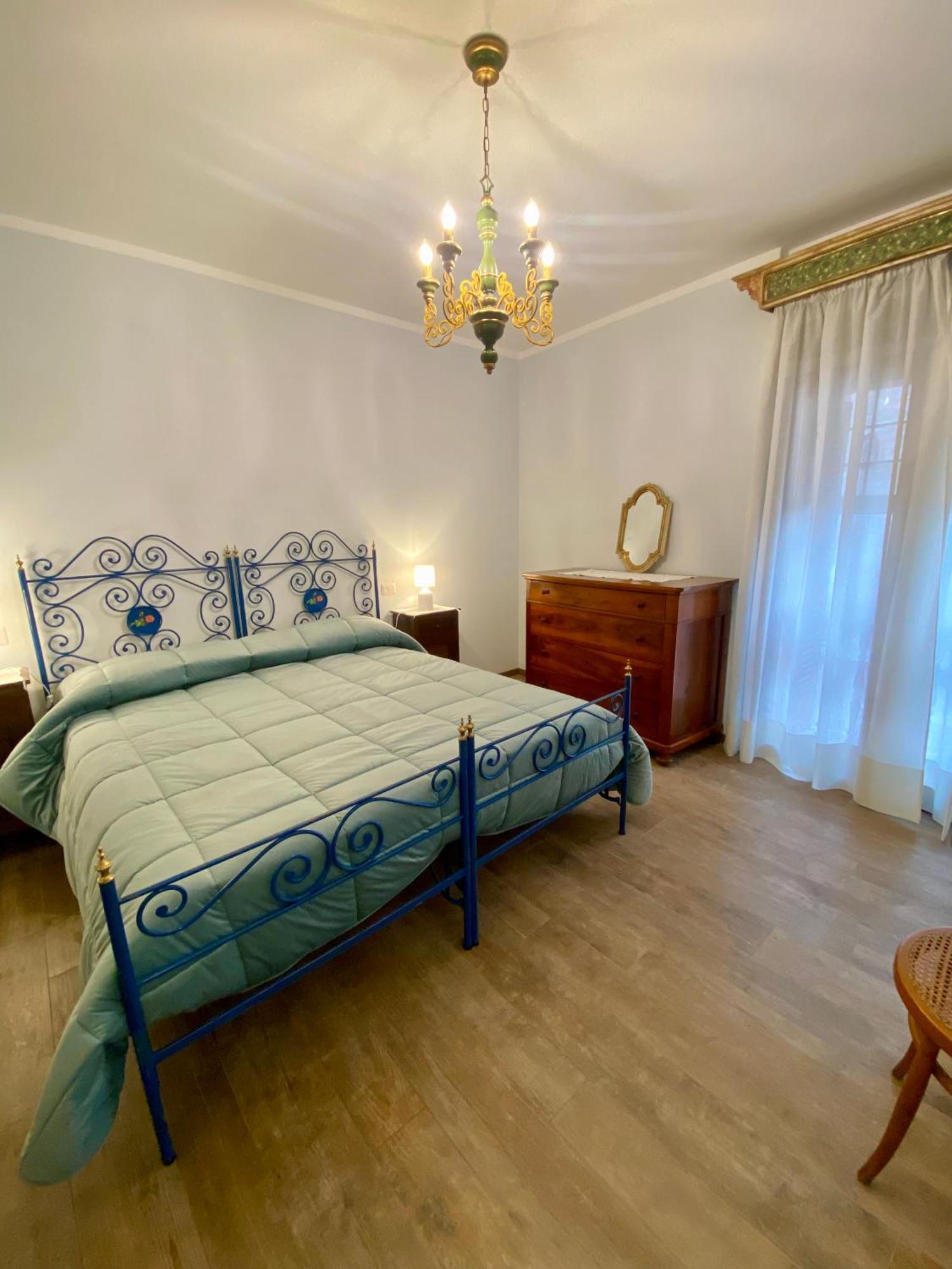 Casa Vacanze Il Borgo Gubbio Exterior foto