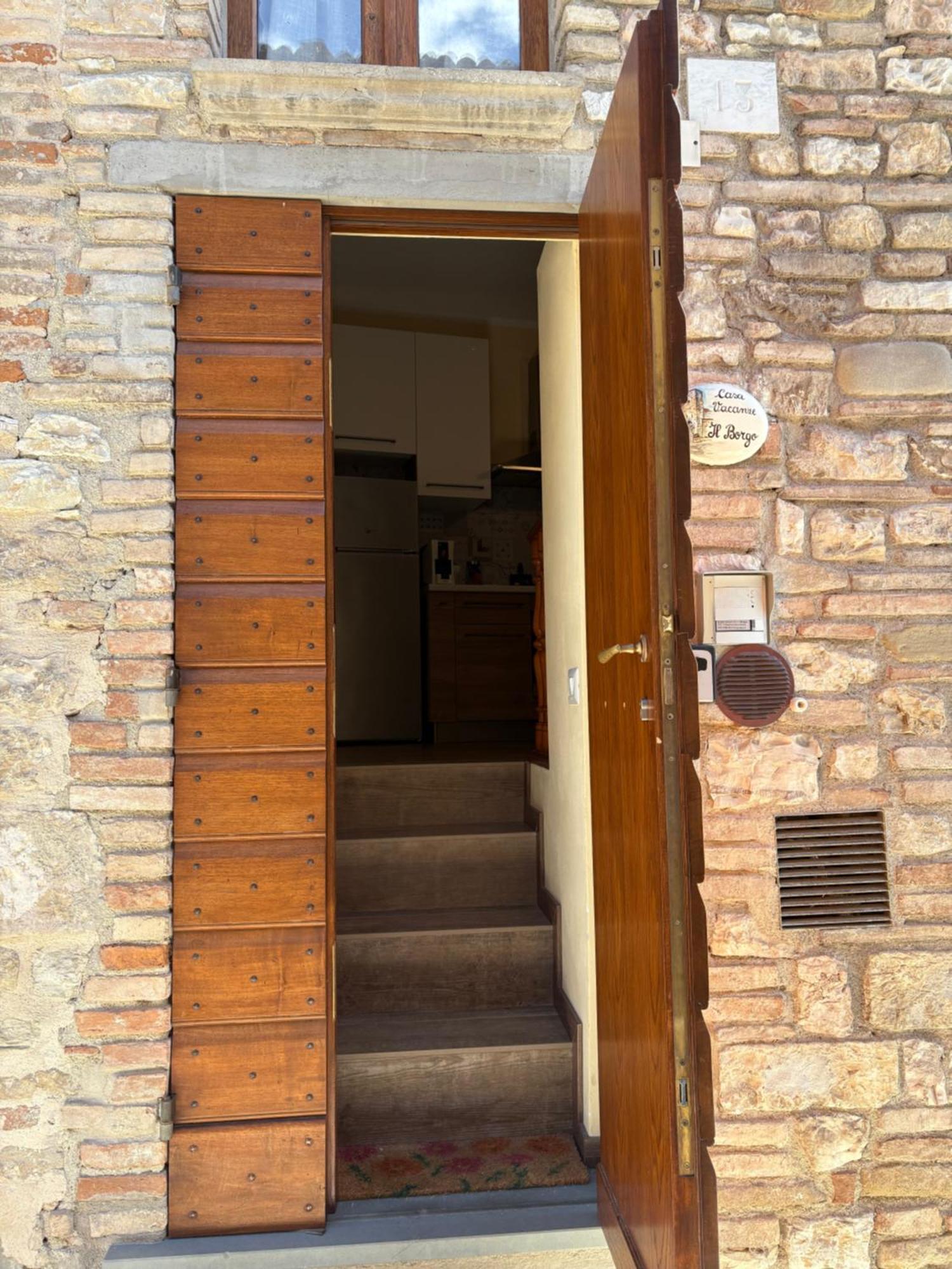 Casa Vacanze Il Borgo Gubbio Exterior foto